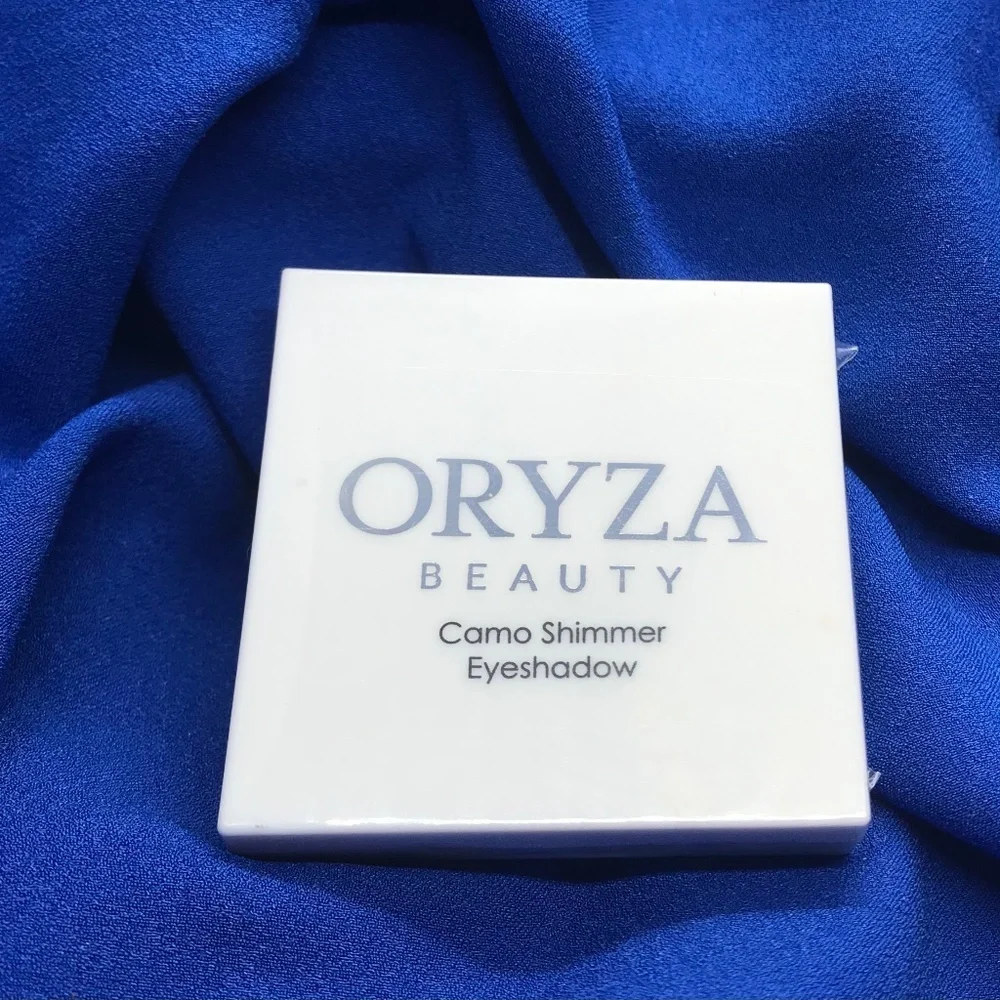 ❤️ NEW! Oryza Beauty Camo Shimmer Eyeshadow